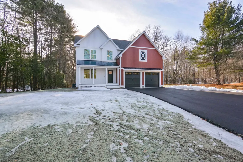 211 Hampstead Road Derry NH 03038