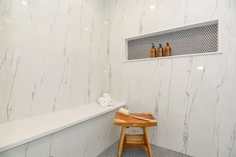 211 Hampstead Road Derry NH 03038