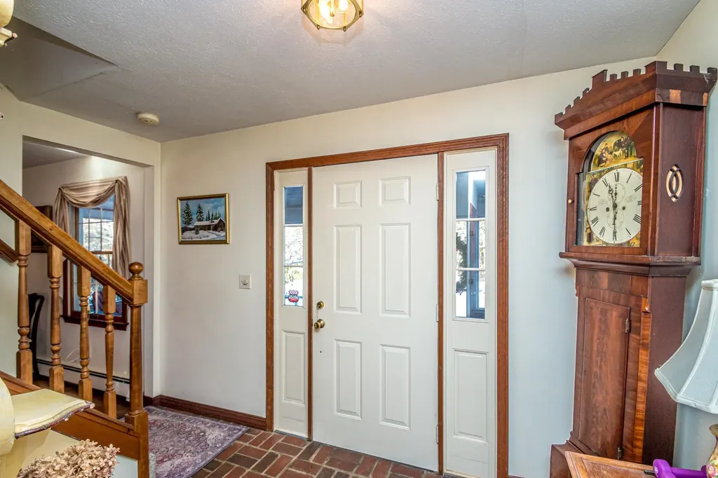 28 Washington Avenue Bartlett NH 03845