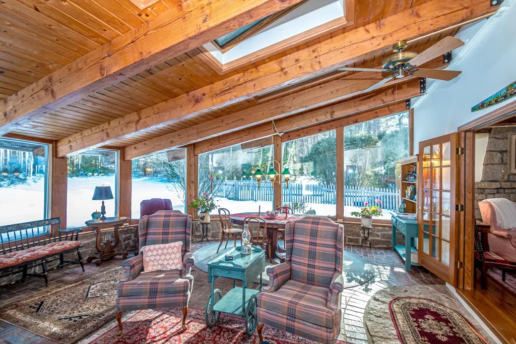 28 Washington Avenue Bartlett NH 03845