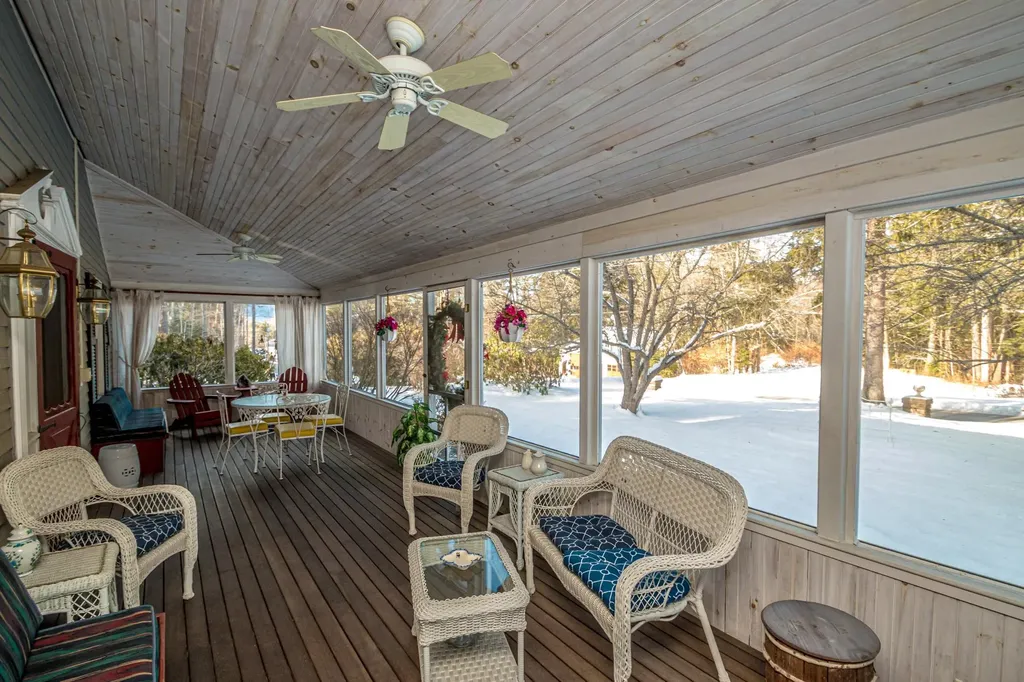 28 Washington Avenue Bartlett NH 03845