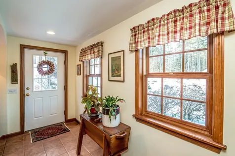 28 Washington Avenue Bartlett NH 03845