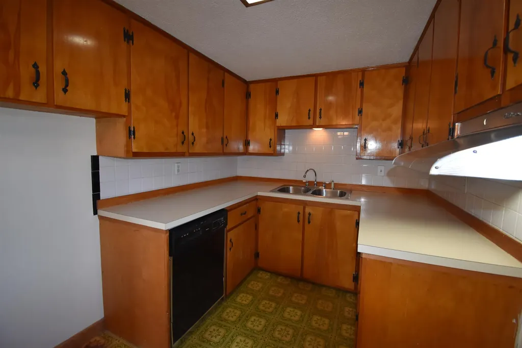 2 Wakefield Drive Nashua NH 03062