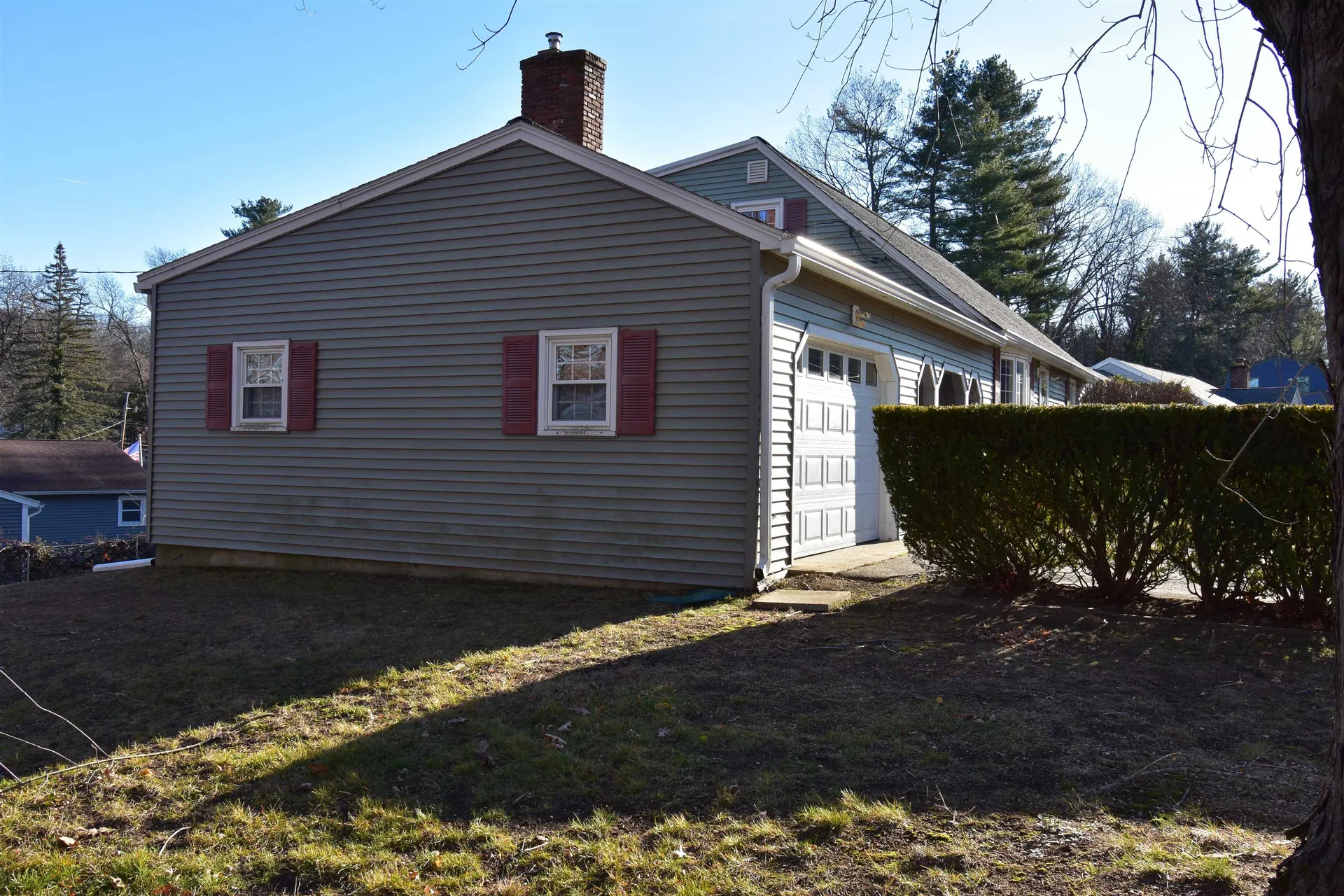 2 Wakefield Drive Nashua NH 03062