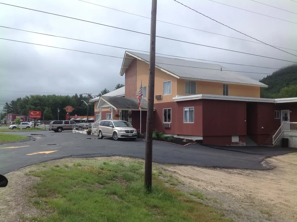 68 & 00 Gilman Valley & Route 25 W Tamworth NH 03883