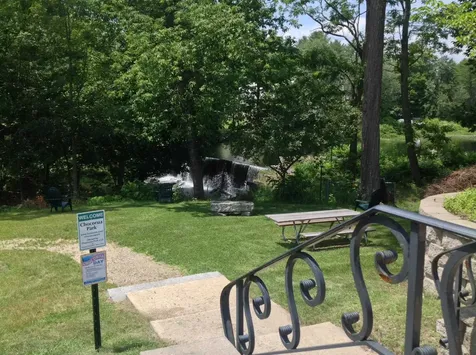 00 Route 25 W Tamworth NH 03883