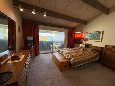 18 Gardner Bay Road Sunapee NH 03782