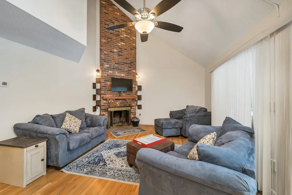 42 Point Breeze Road Wolfeboro NH 03894