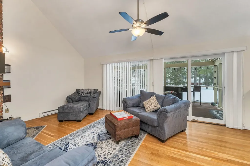 42 Point Breeze Road Wolfeboro NH 03894