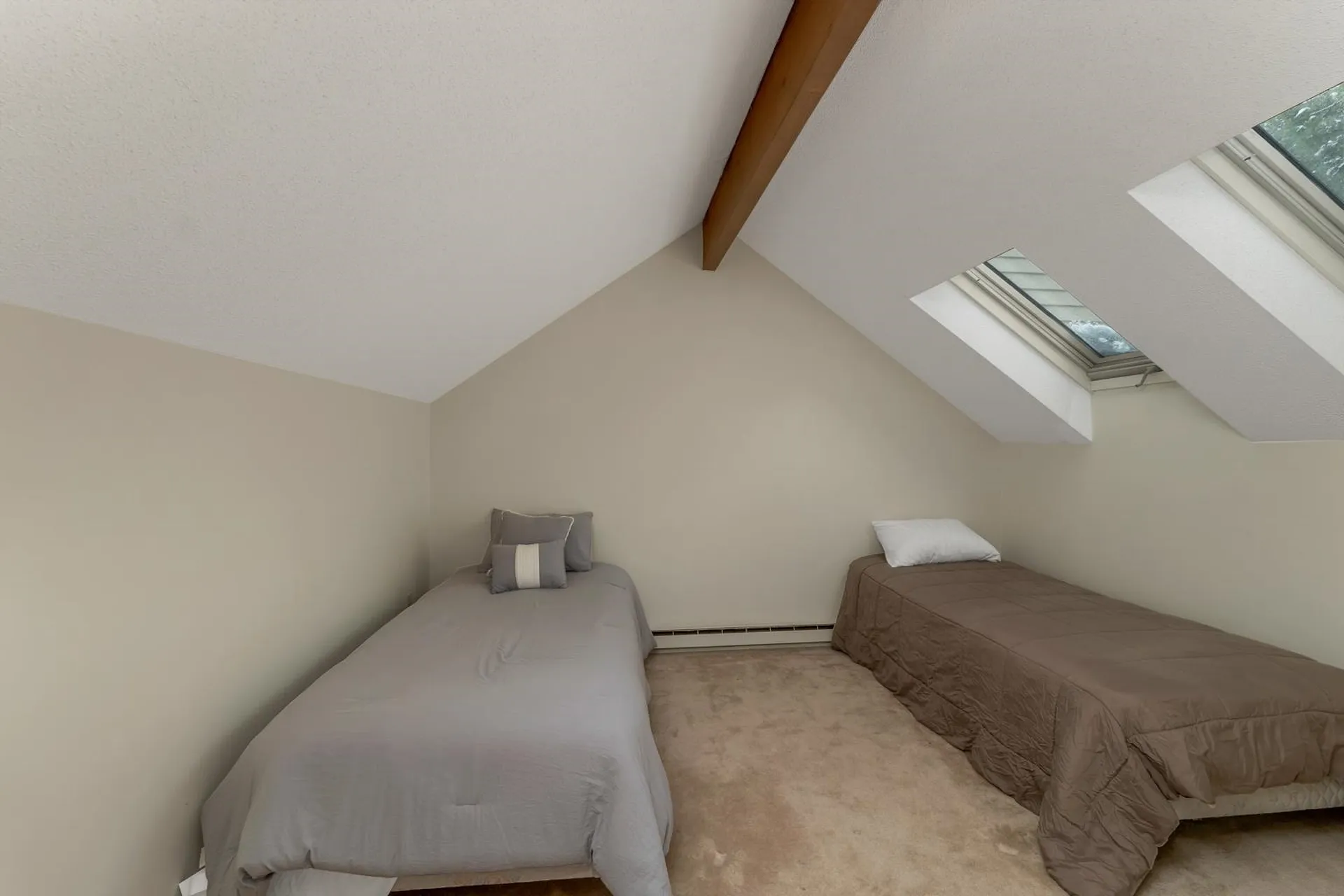 42 Point Breeze Road Wolfeboro NH 03894