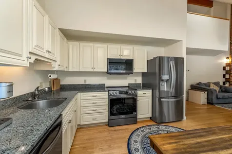 42 Point Breeze Road Wolfeboro NH 03894