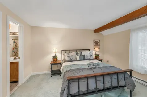 42 Point Breeze Road Wolfeboro NH 03894