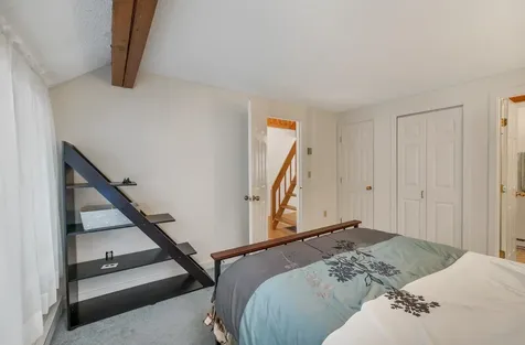 42 Point Breeze Road Wolfeboro NH 03894