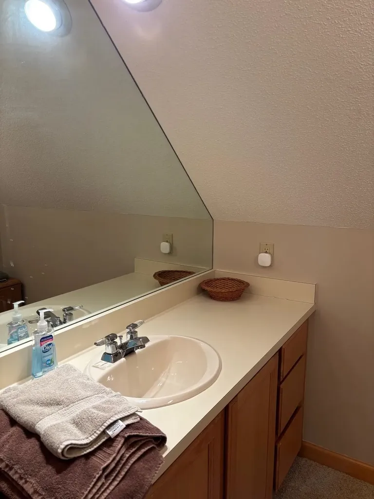 195 Mann Road Wilmington VT 05356