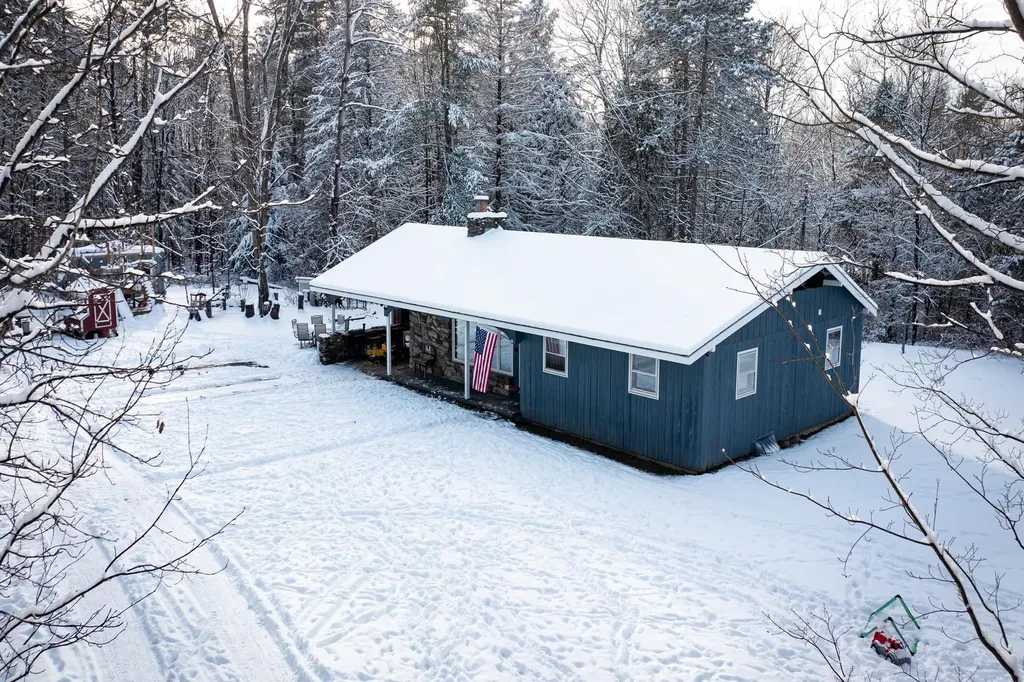 66 Roy Avenue Rutland Town VT 05701