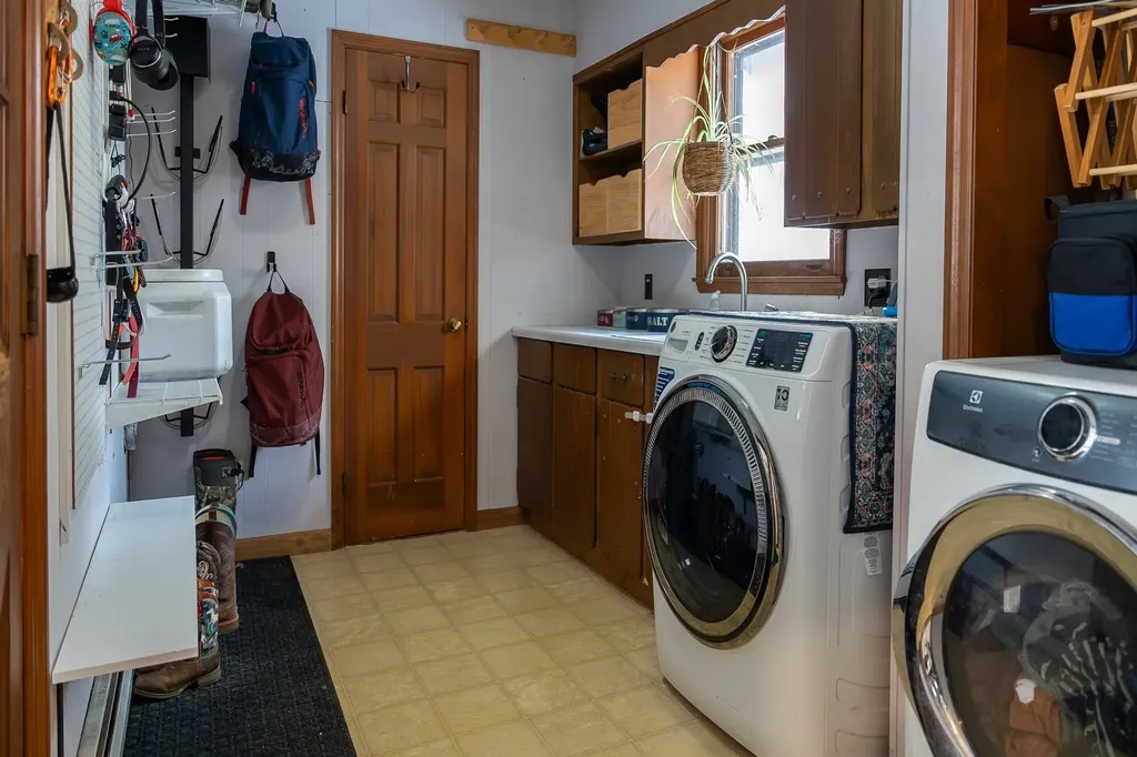 66 Roy Avenue Rutland Town VT 05701