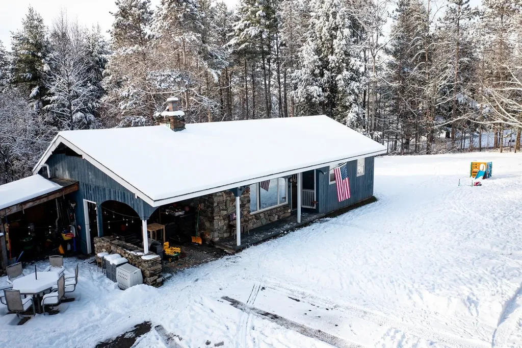 66 Roy Avenue Rutland Town VT 05701