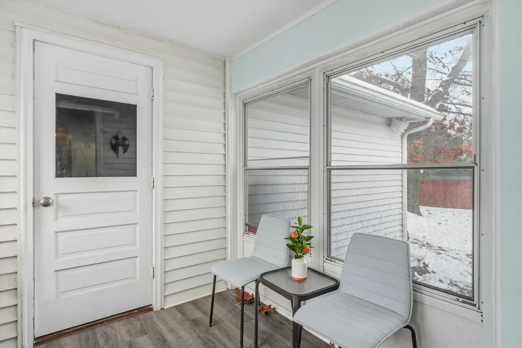 8 Crest Drive Somersworth NH 03878