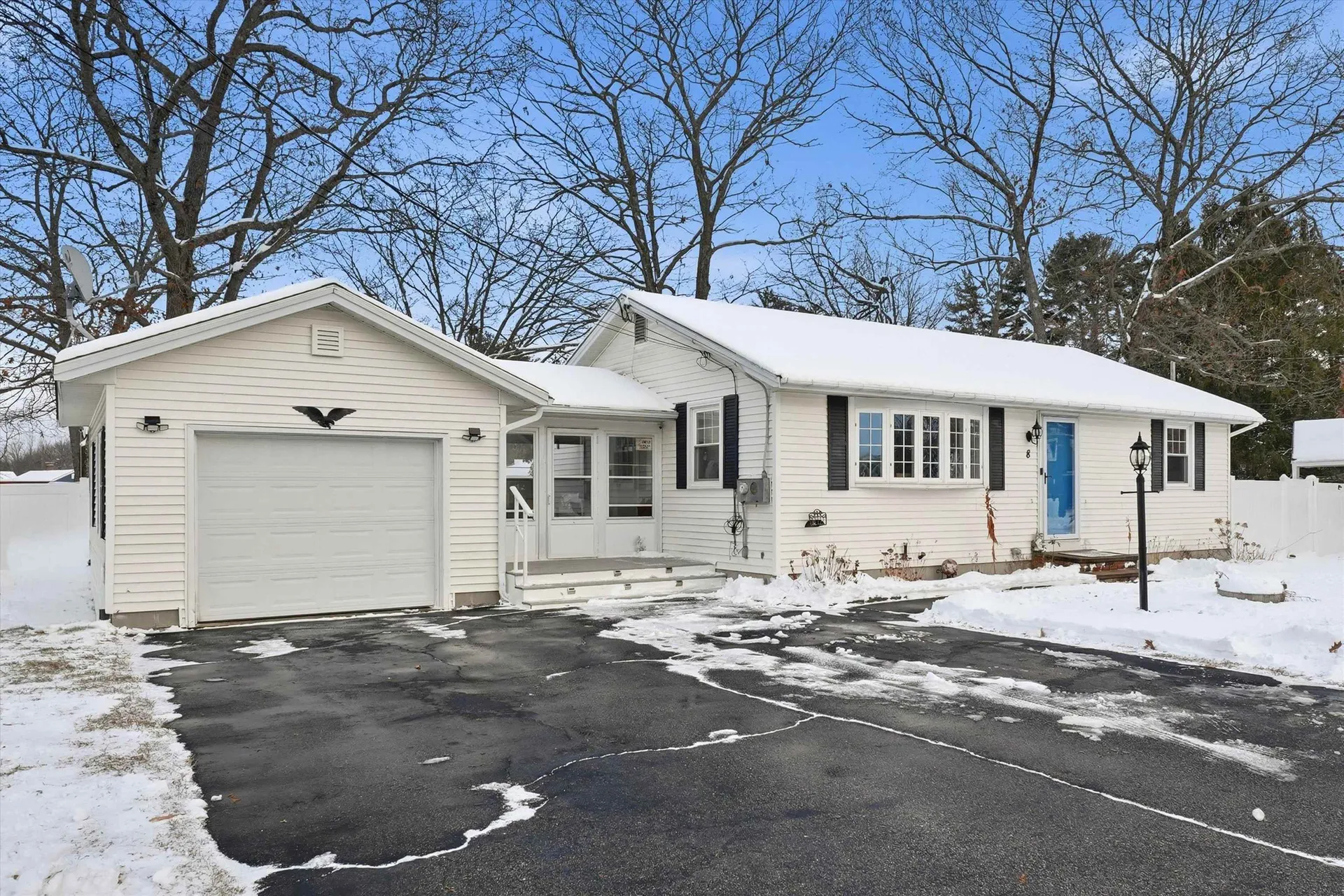 8 Crest Drive Somersworth NH 03878