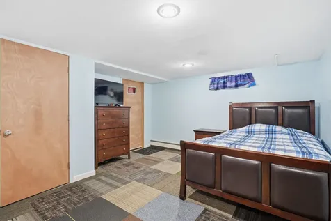 8 Crest Drive Somersworth NH 03878