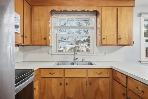 8 Crest Drive Somersworth NH 03878