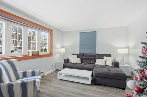 8 Crest Drive Somersworth NH 03878