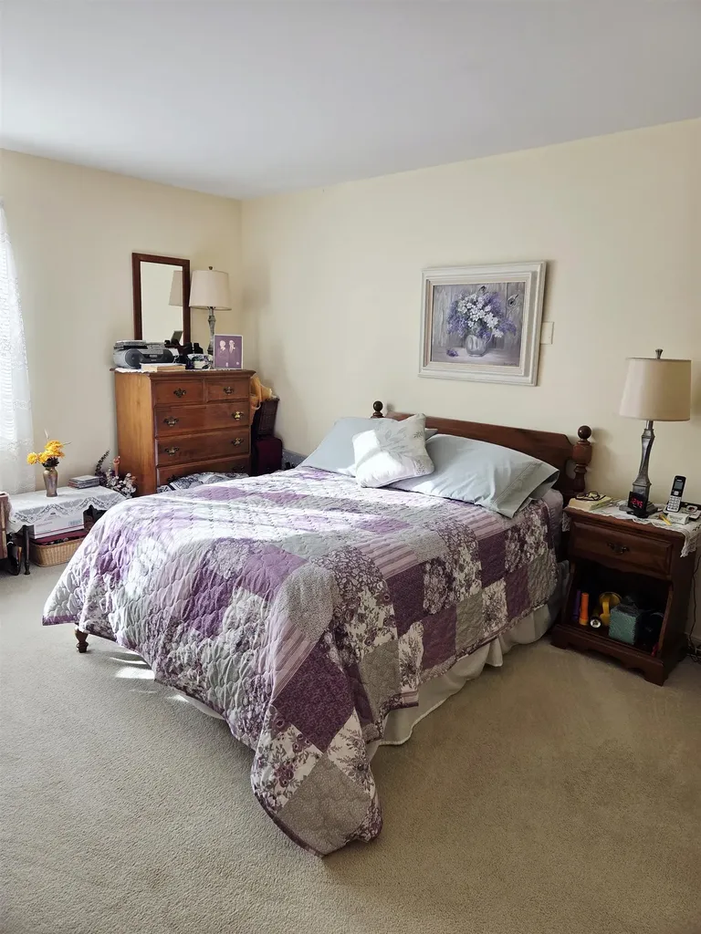 332 Parkside Road New London NH 03257