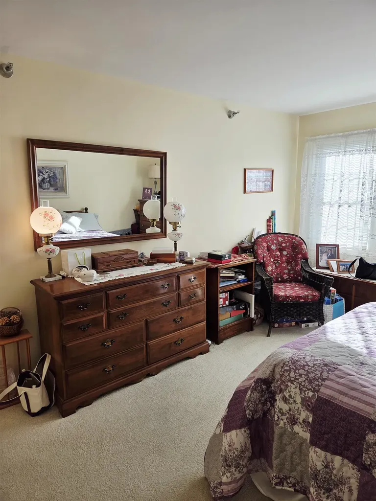 332 Parkside Road New London NH 03257