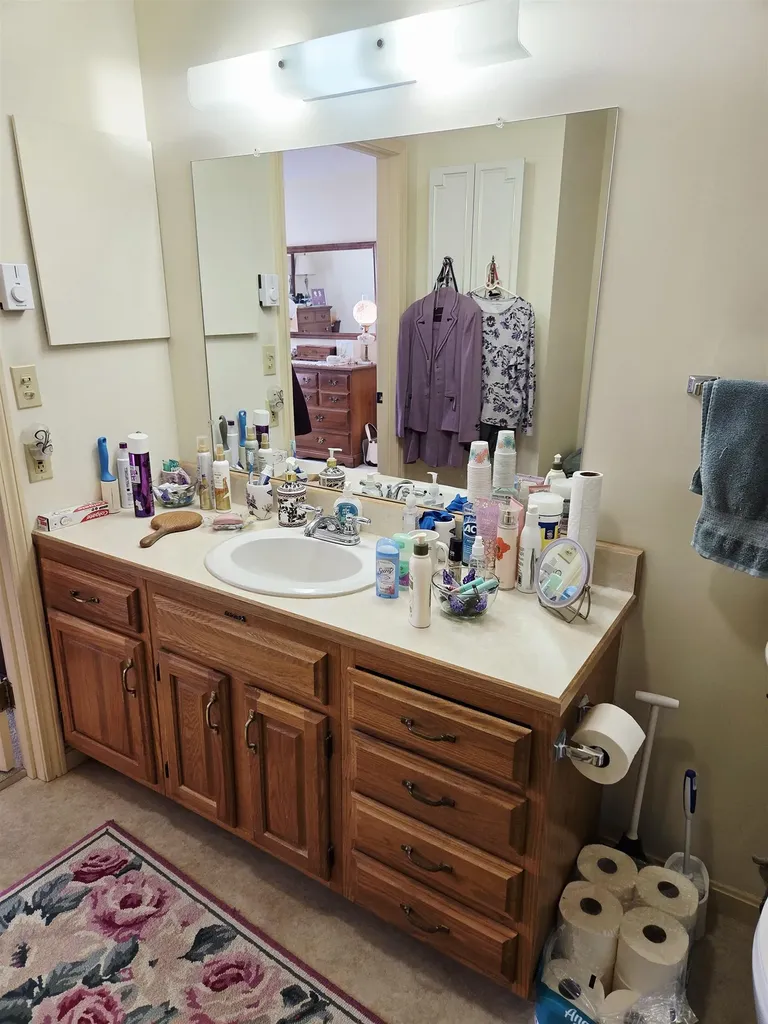 332 Parkside Road New London NH 03257