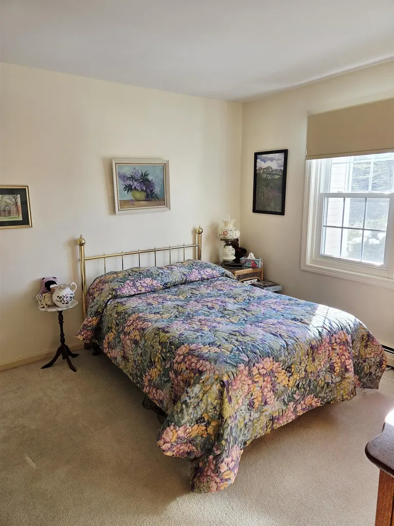 332 Parkside Road New London NH 03257