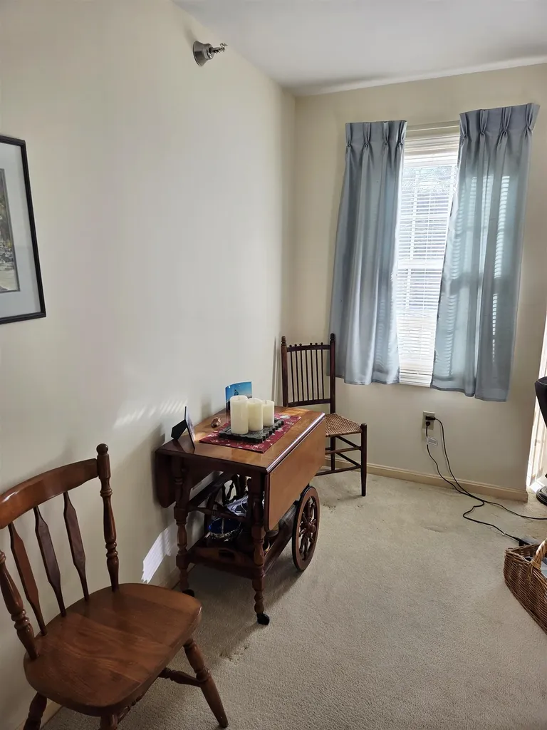 332 Parkside Road New London NH 03257