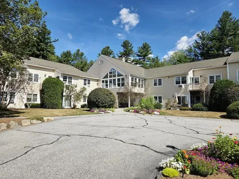 332 Parkside Road New London NH 03257