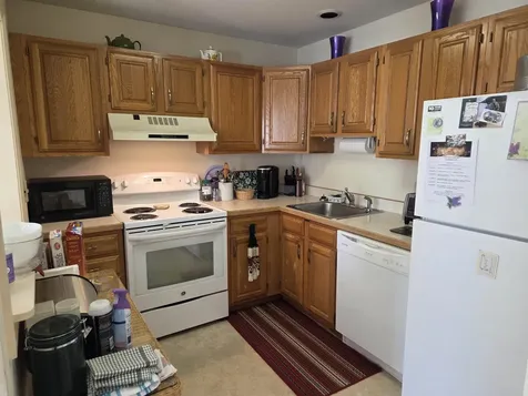 332 Parkside Road New London NH 03257
