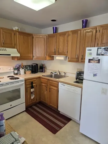 332 Parkside Road New London NH 03257