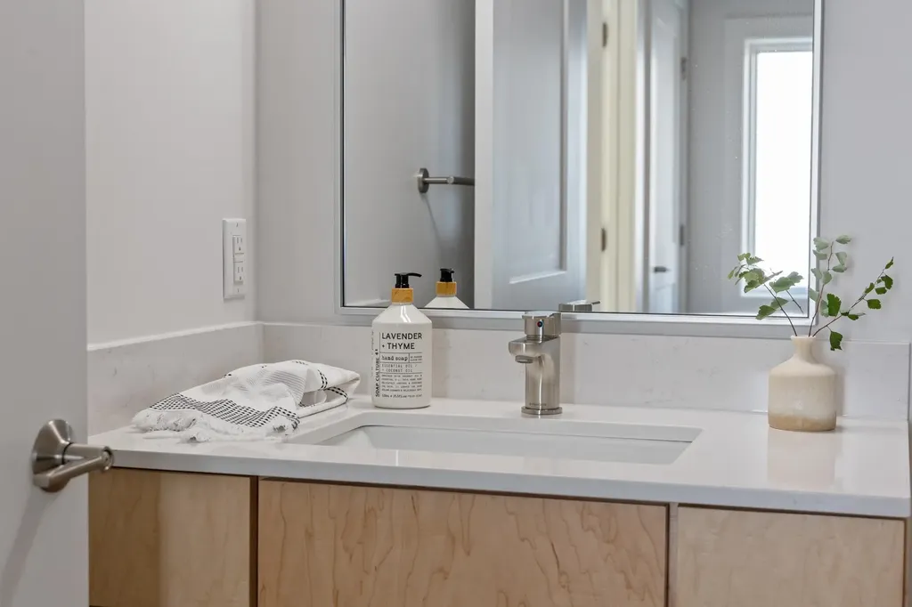 41 Adams Street Burlington VT 05401