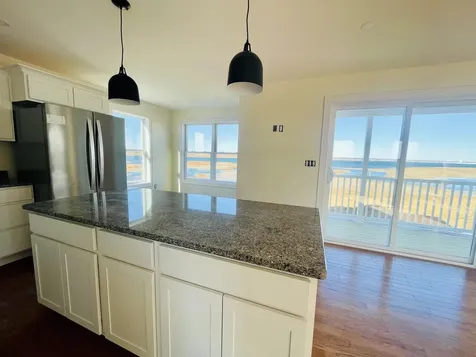 6 Cross Beach Road Seabrook NH 03874