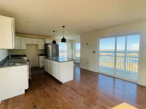 6 Cross Beach Road Seabrook NH 03874