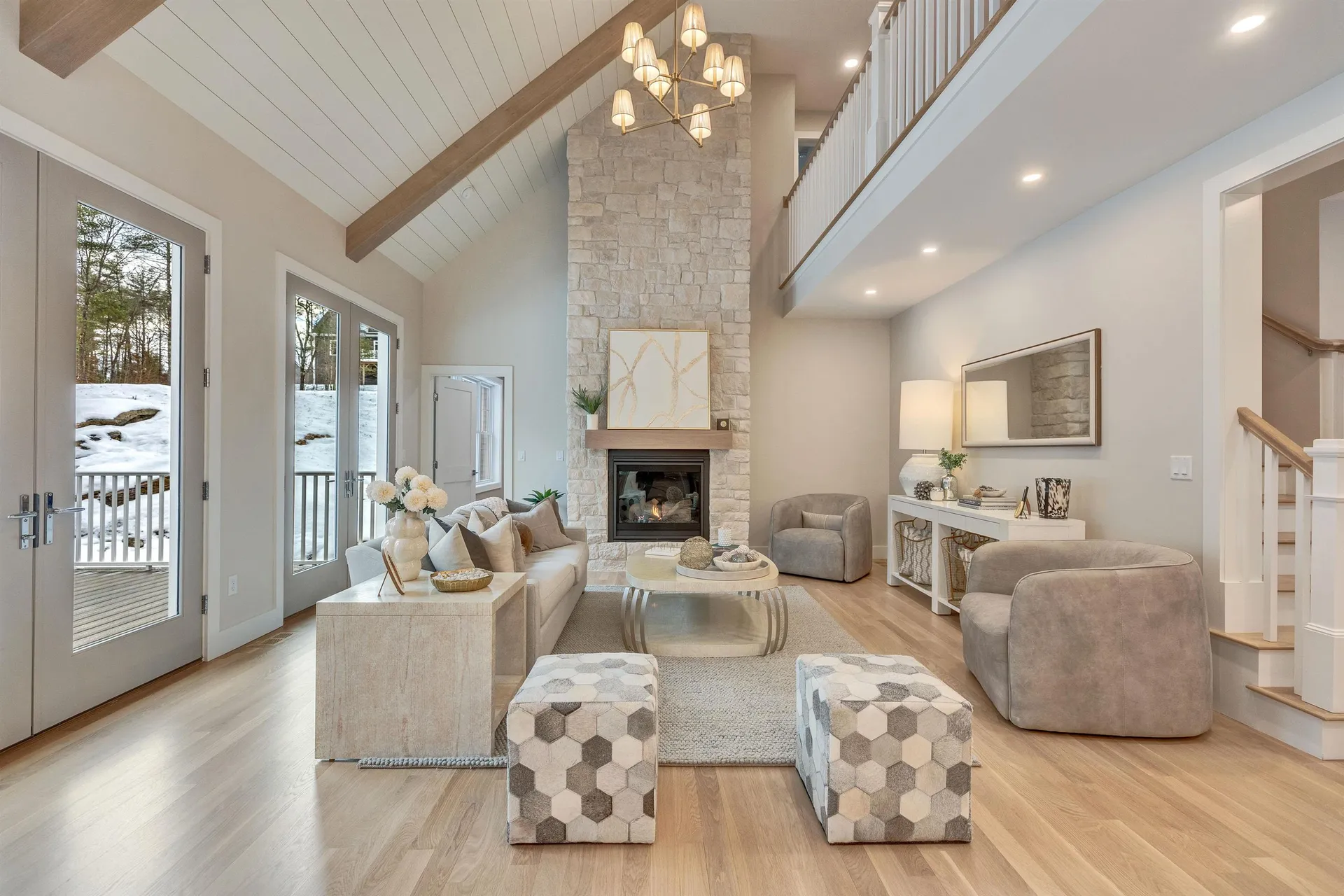 14 Overlook Circle Auburn NH 03032