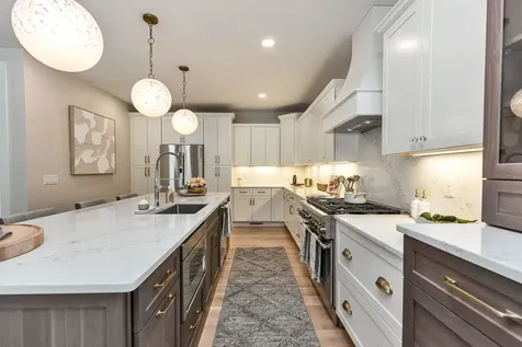 14 Overlook Circle Auburn NH 03032