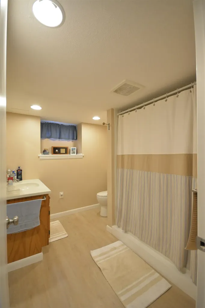 46 Perham Street Nashua NH 03064