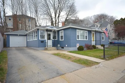 46 Perham Street Nashua NH 03064