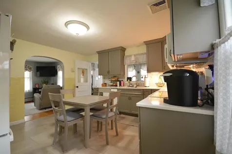 46 Perham Street Nashua NH 03064