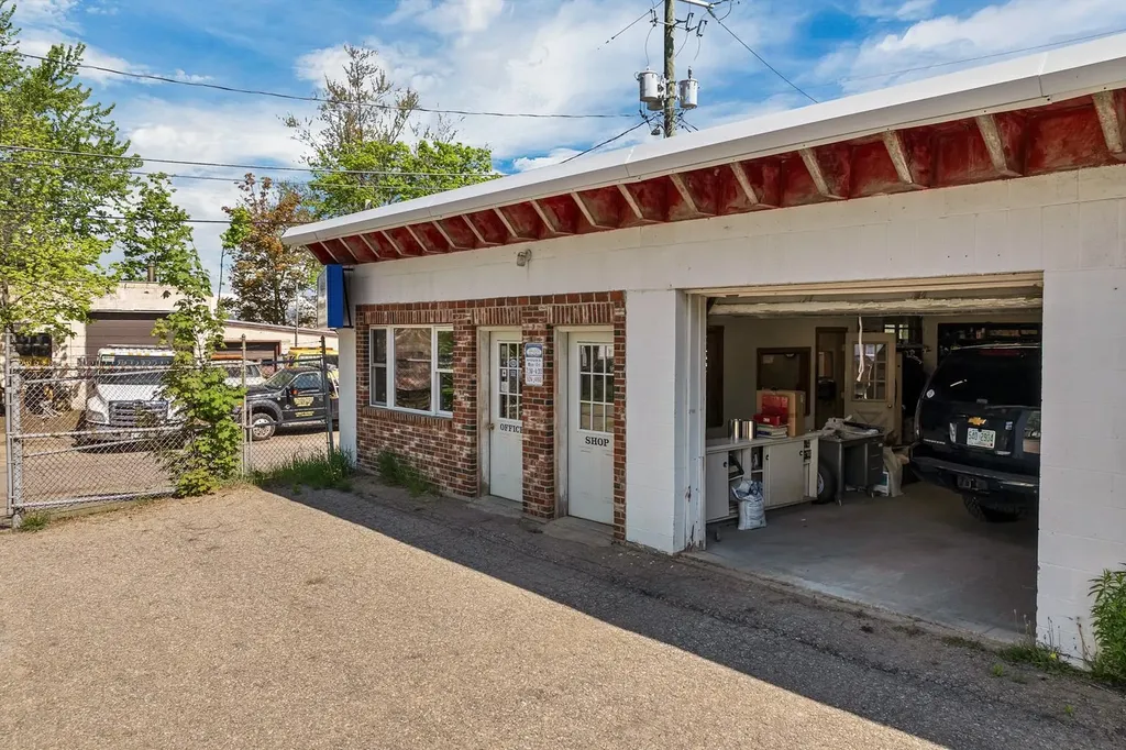 11 Wilson Court Laconia NH 03246