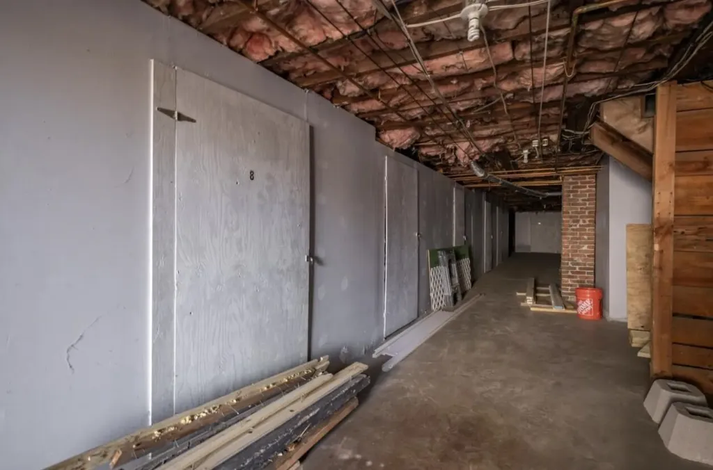 395 Lake Avenue Manchester NH 03103