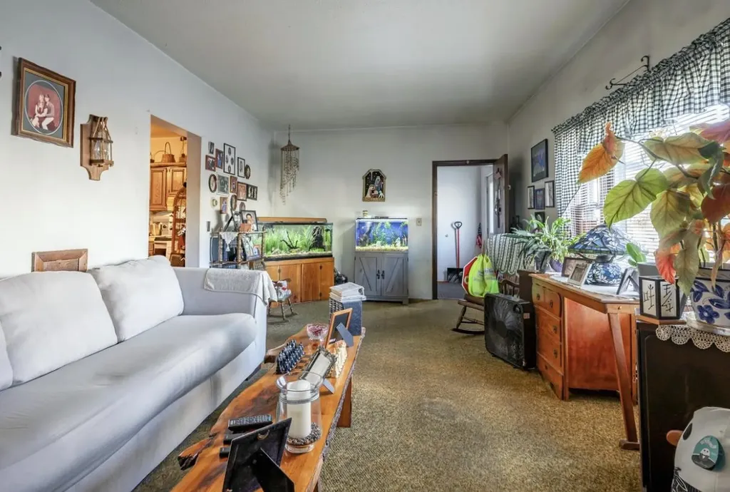 395 Lake Avenue Manchester NH 03103