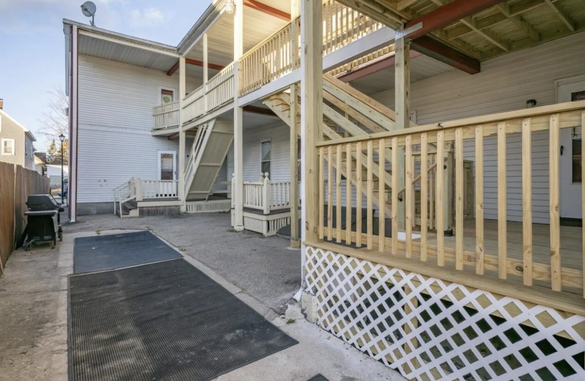 395 Lake Avenue Manchester NH 03103