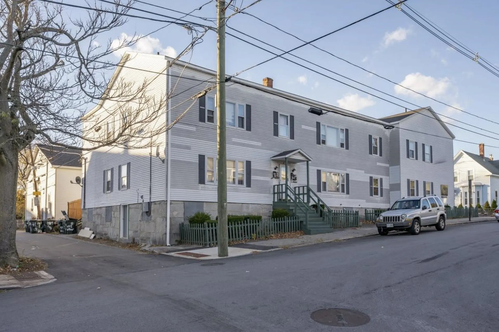 395 Lake Avenue Manchester NH 03103