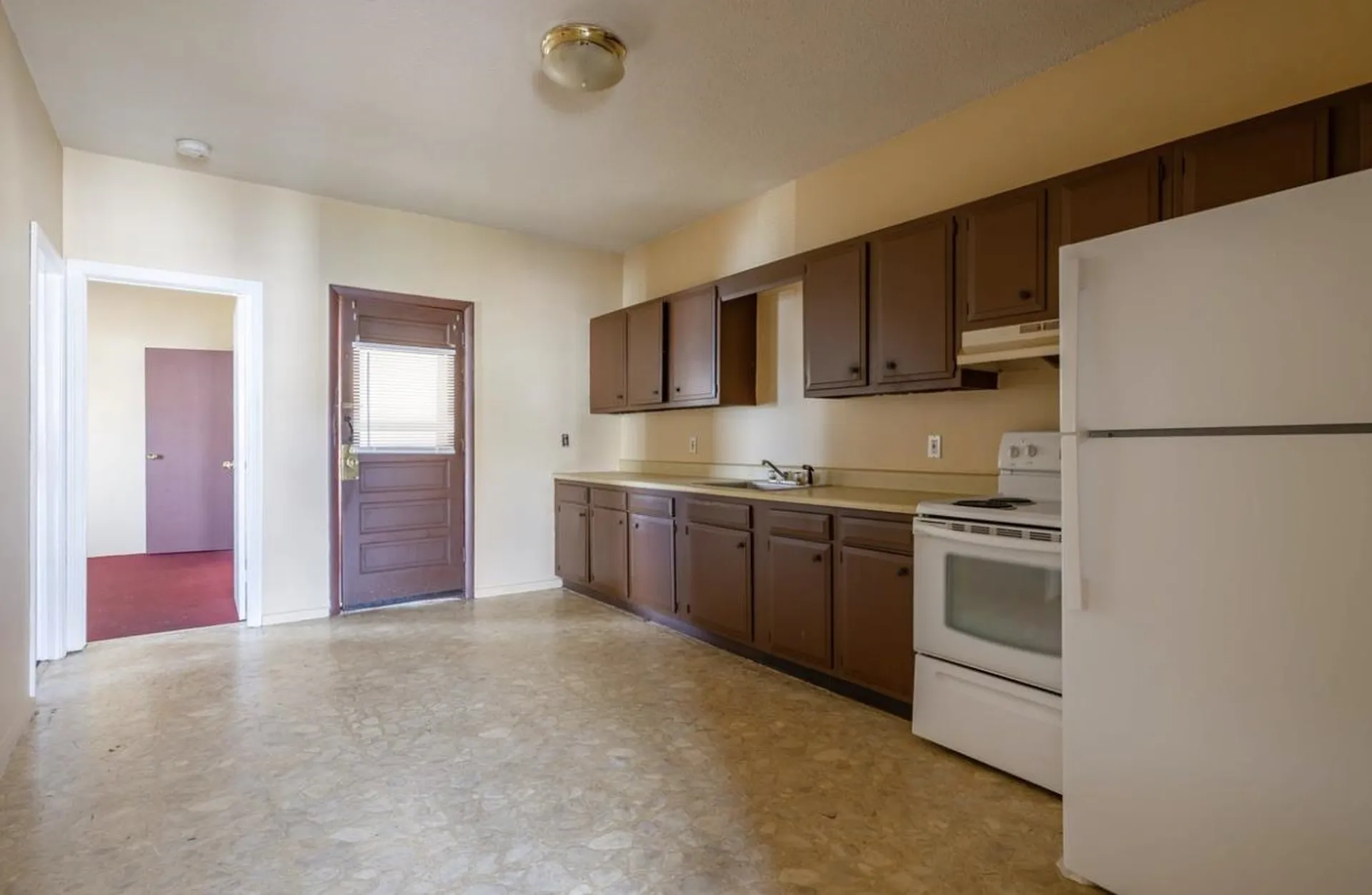 395 Lake Avenue Manchester NH 03103