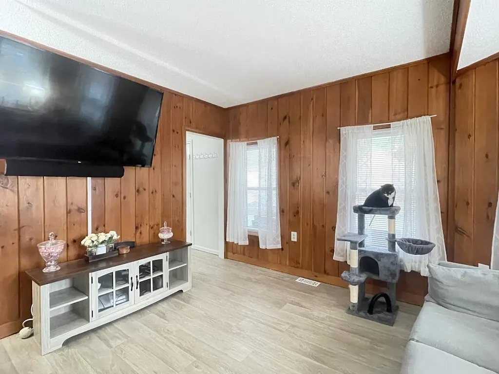 98 Monadnock Street Troy NH 03465