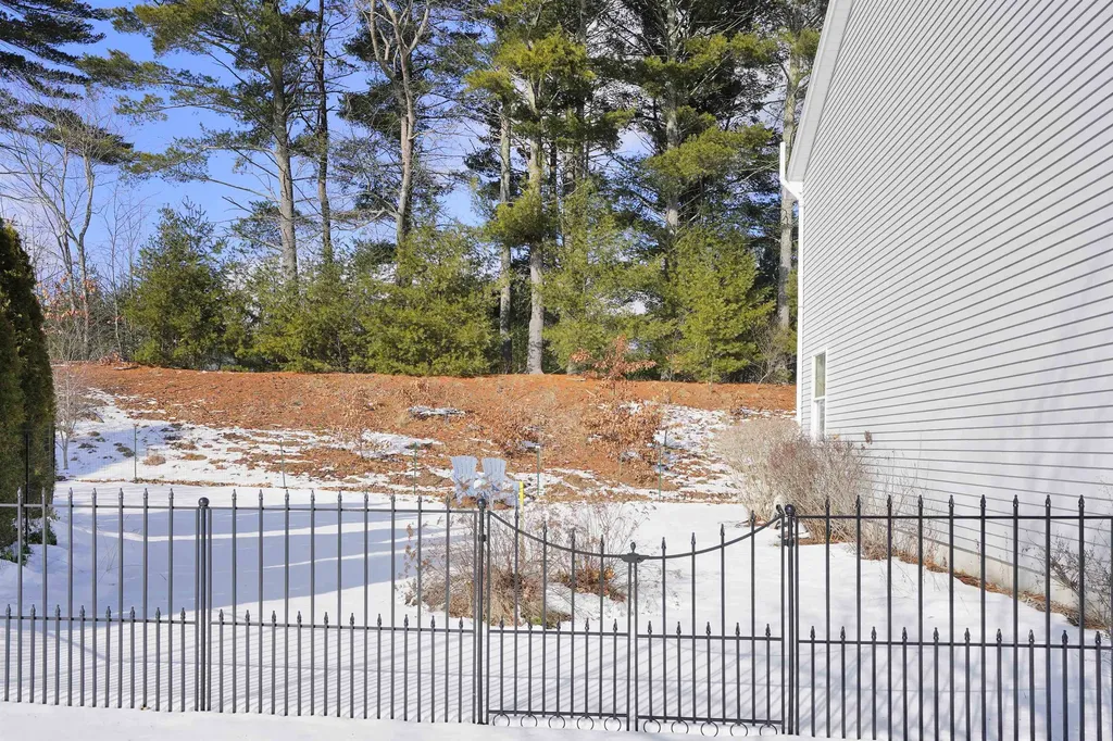 31 Rosanna Drive Dover NH 03820